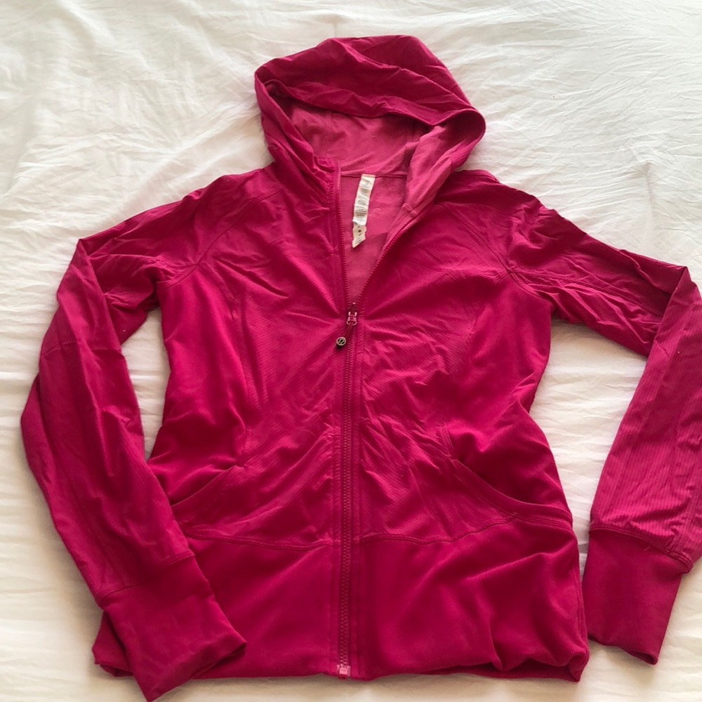 Lululemon women’s jacket. Raspberry. Size 10.